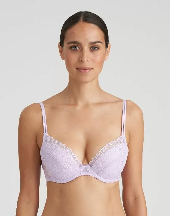 bh med blonder i pastel