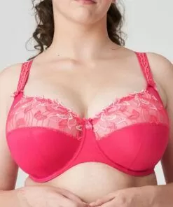Prima Donna Deauville - Uvattert I-J cup, Amour