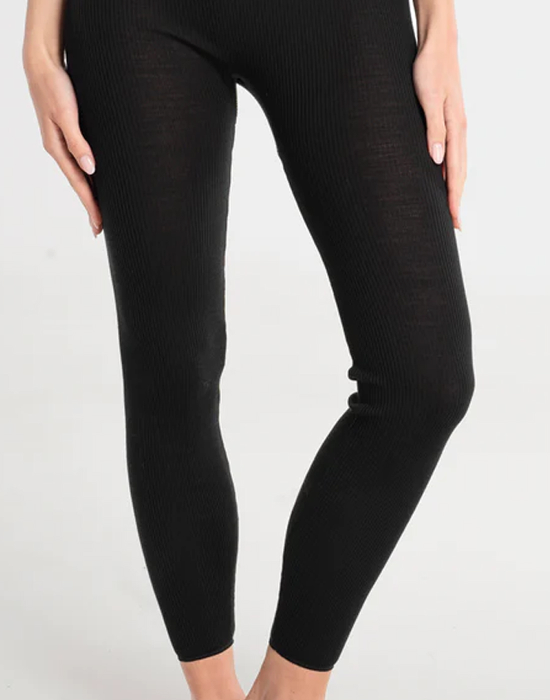 oscalito stillongs ull silke svart