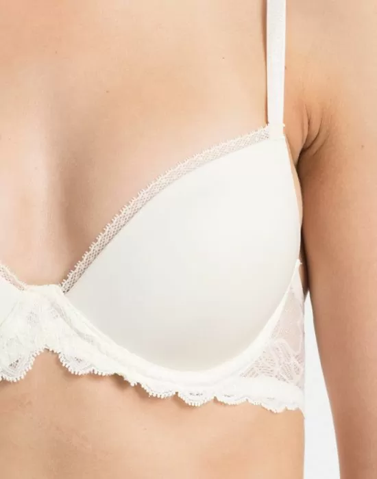 Calvine Klein Seductive comfort Push Up