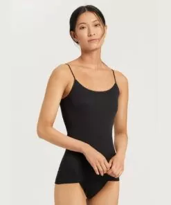 hanro cotton seamless spaghetti topp svart