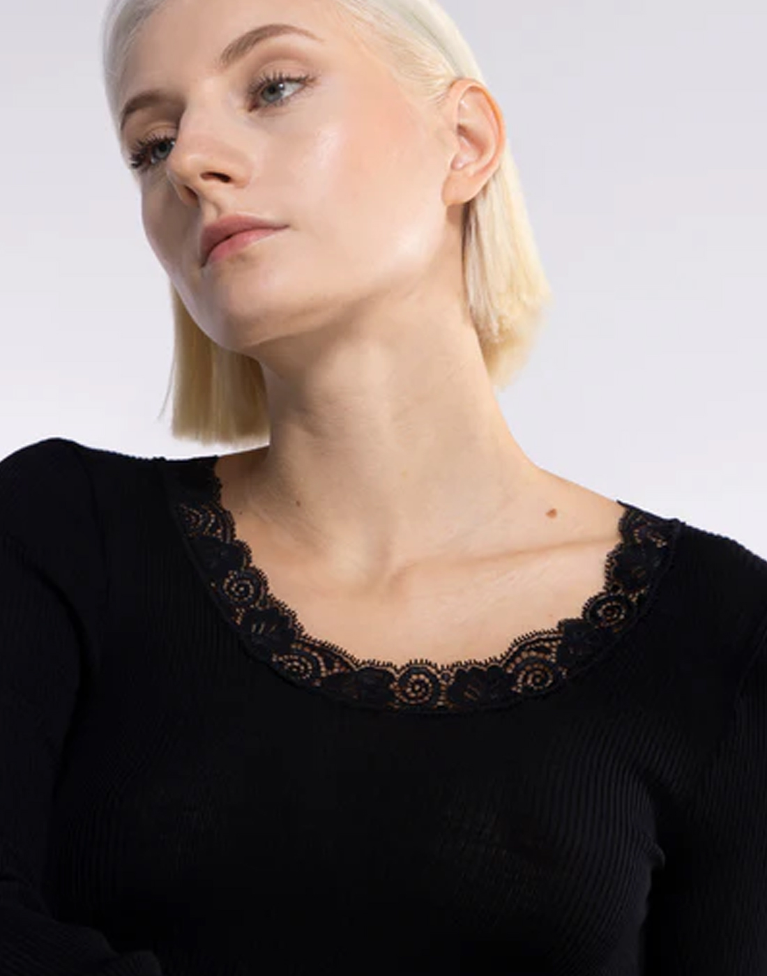 oscalito langermet ull silke genser blonde svart