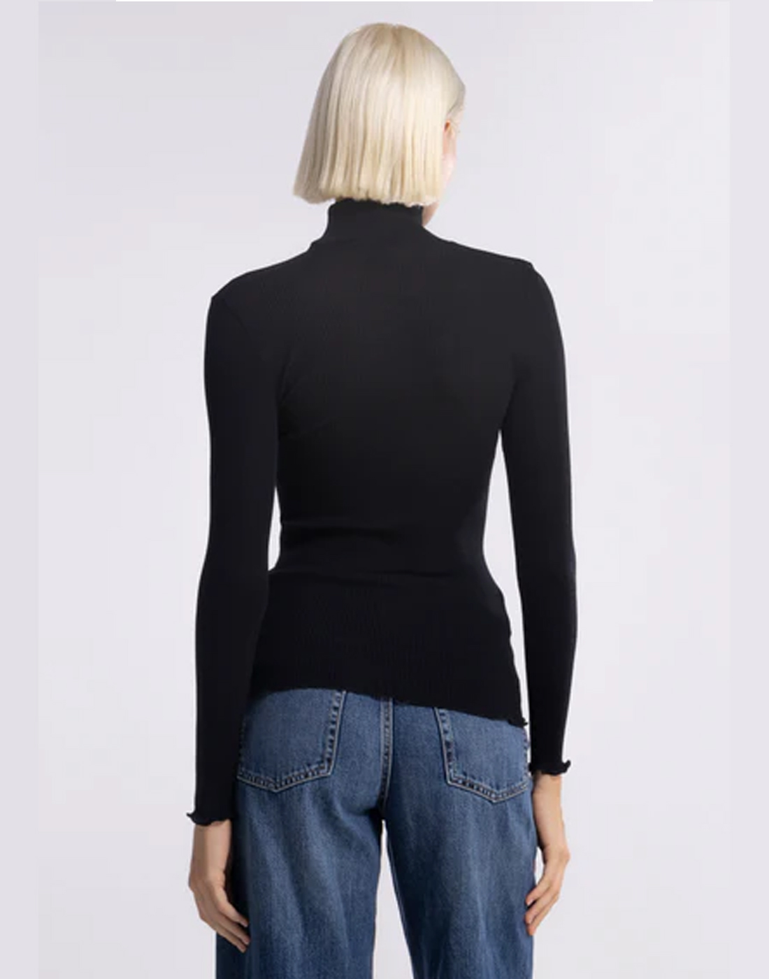 oscalito langermet genser med høy hals svart