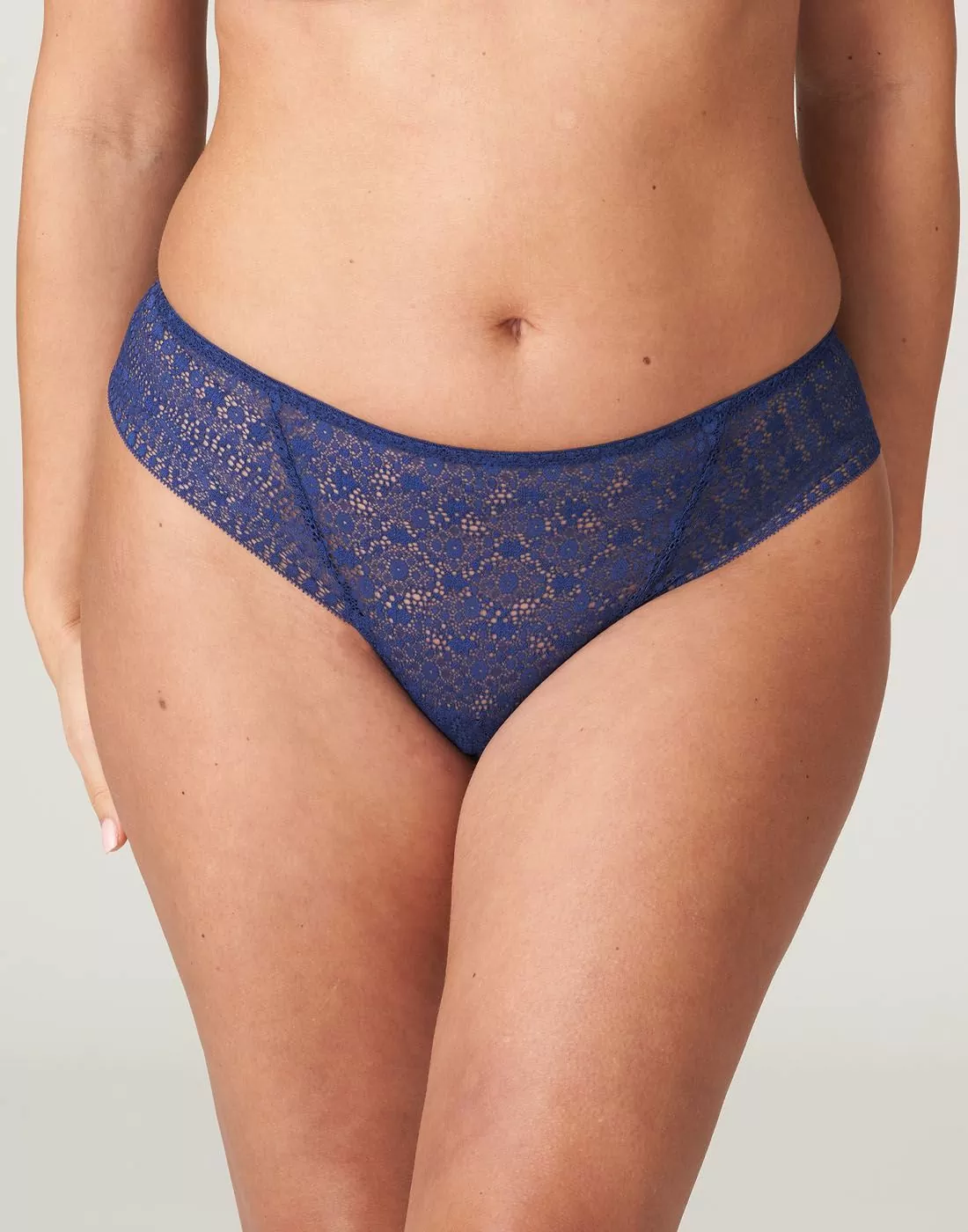 string,truse,primadonna