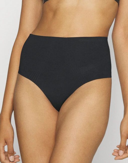 jente i svart shaping hold-in high waist stringtruse