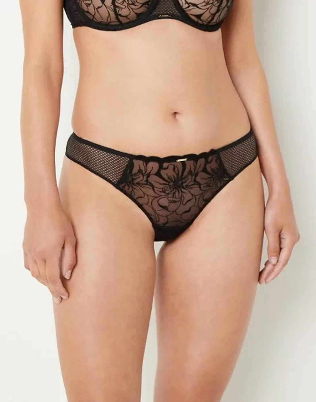 chantelle fleurs stringtruse tanga black