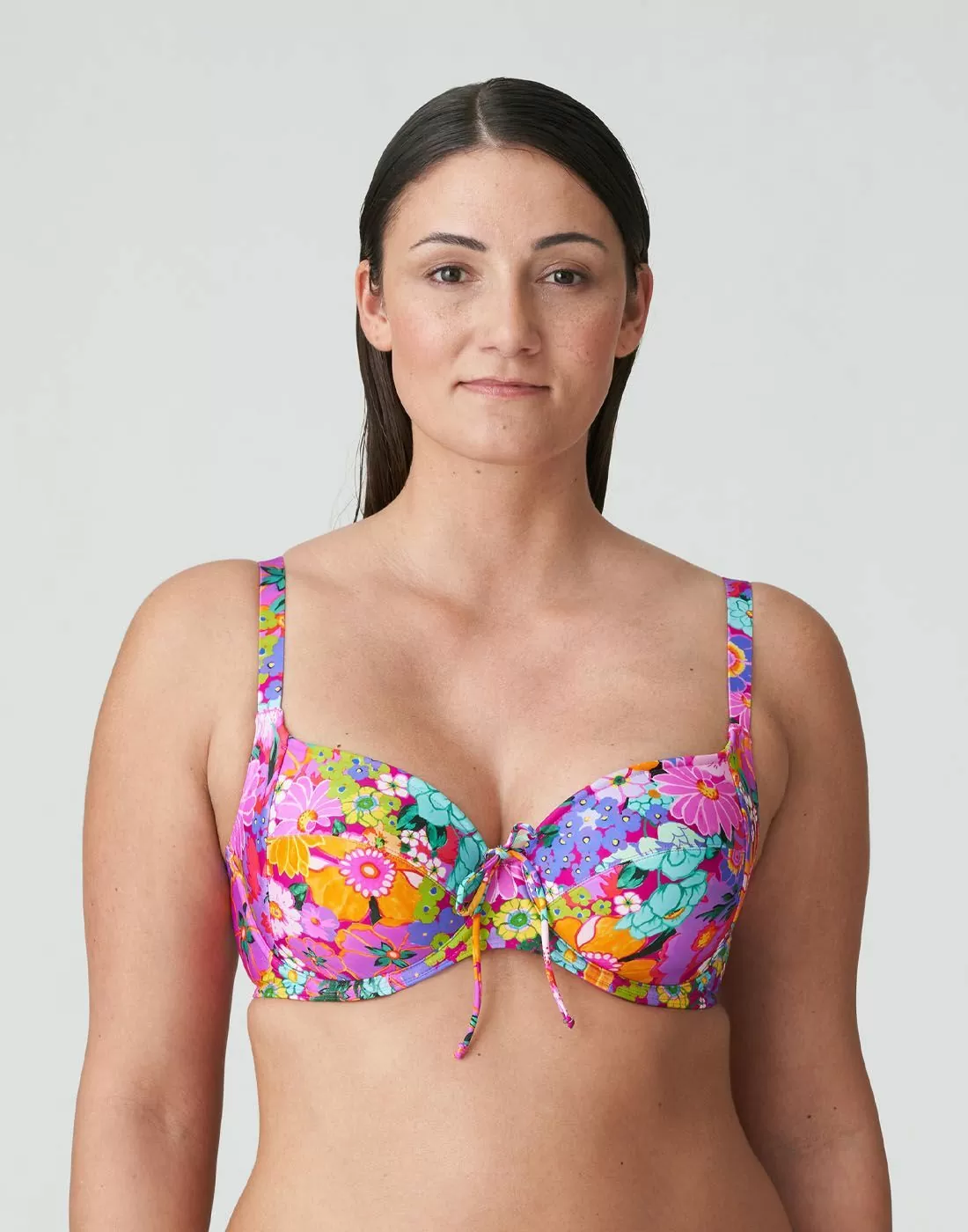 bikini,bikinioverdel,bikinitopp,vattert,spile,bøyle,primadonna,badetøy,swimwear,beachwear