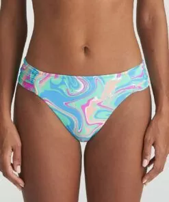 kropp med bikinitruse i blått mønster fra marie jo