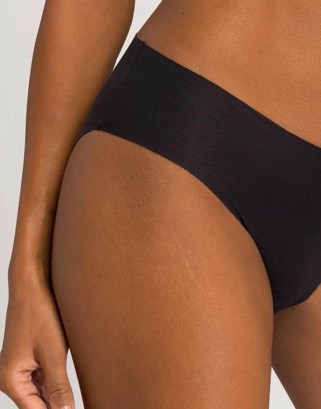 hanro invisible cotton high cut truse svart