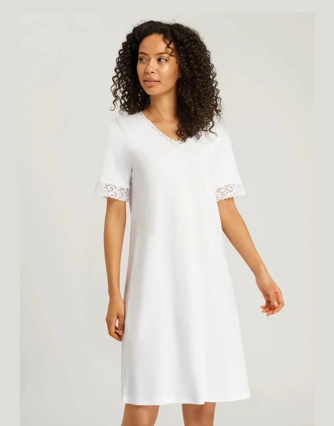 hanro nattkjole hvit bomull med blonder