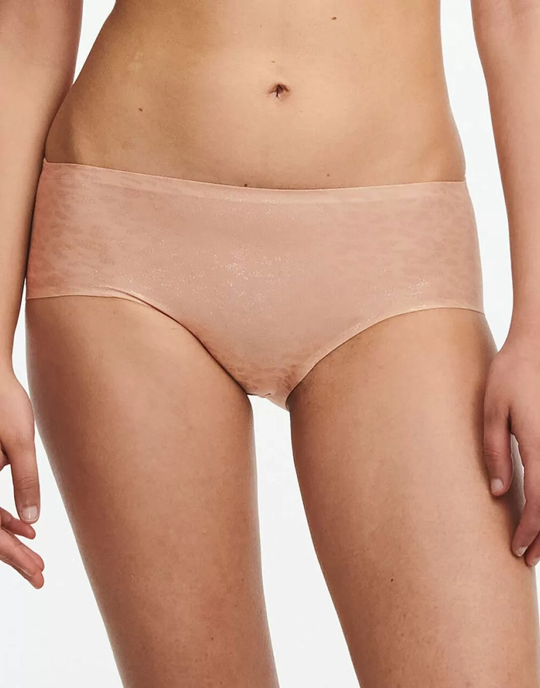 Hudtone hipster fra Chantelle på underkropp