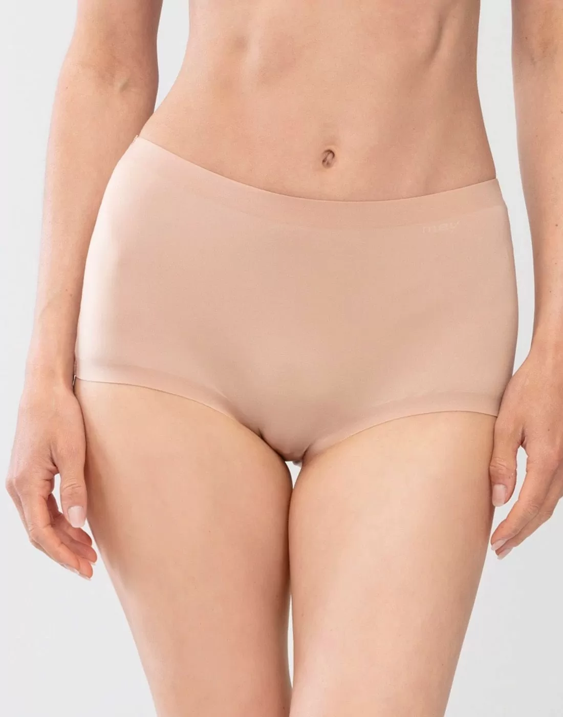 Sømløs hipstertruse på underkropp