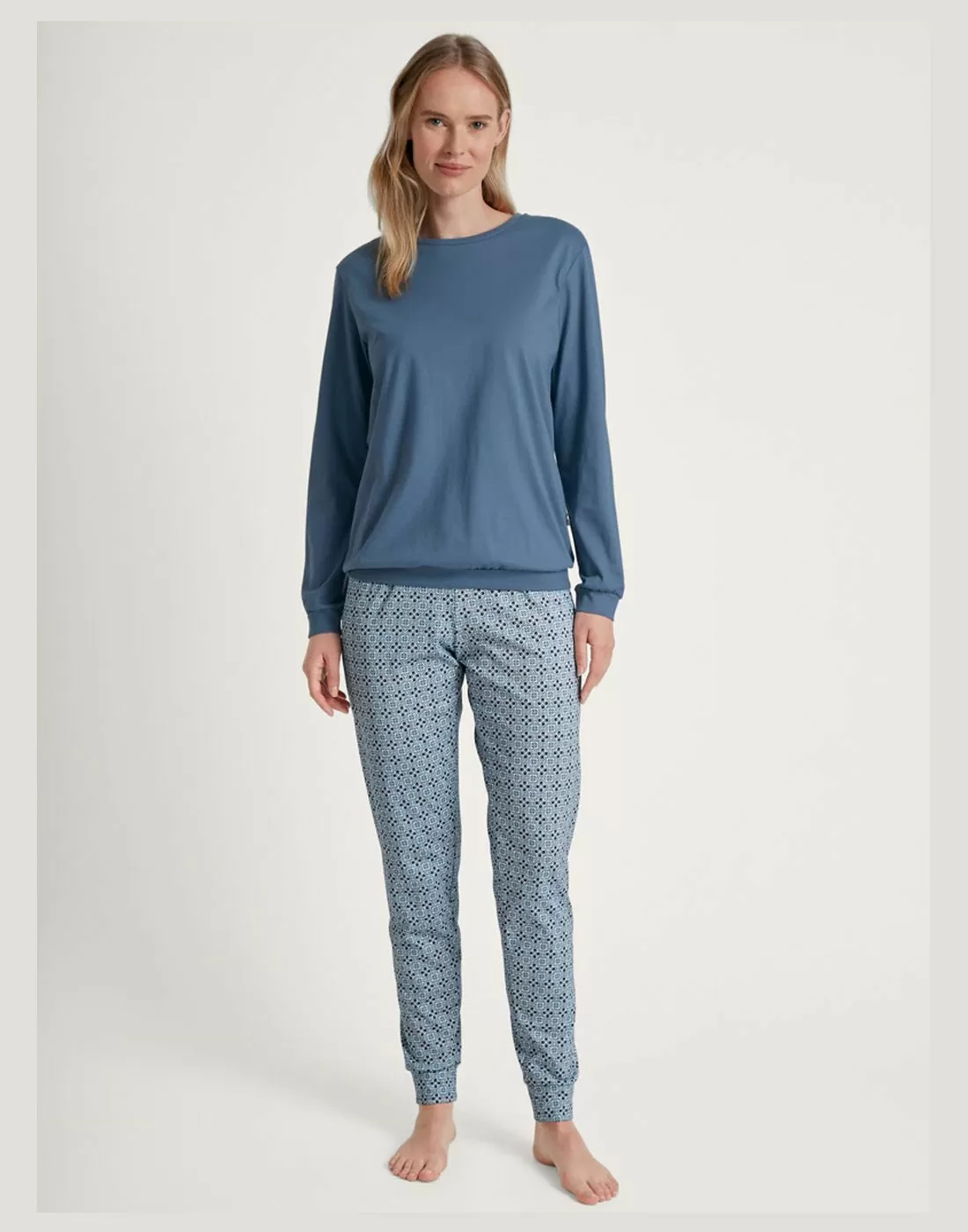 Pysjamas i bomull i blåfargen Placid blue