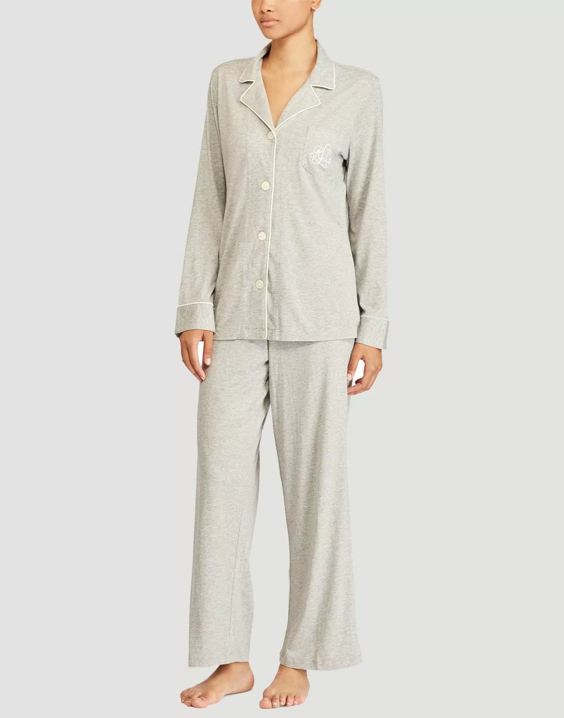 Kvinneskikkelse i grå bomullspysj fra Ralph Lauren
