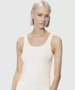 Offwhite singlet fra Mey