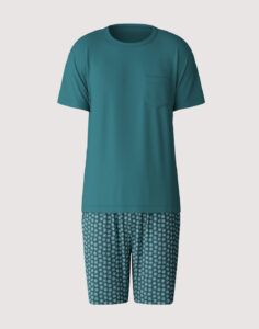 calida herrepysj grønn med shorts og t-skjorte