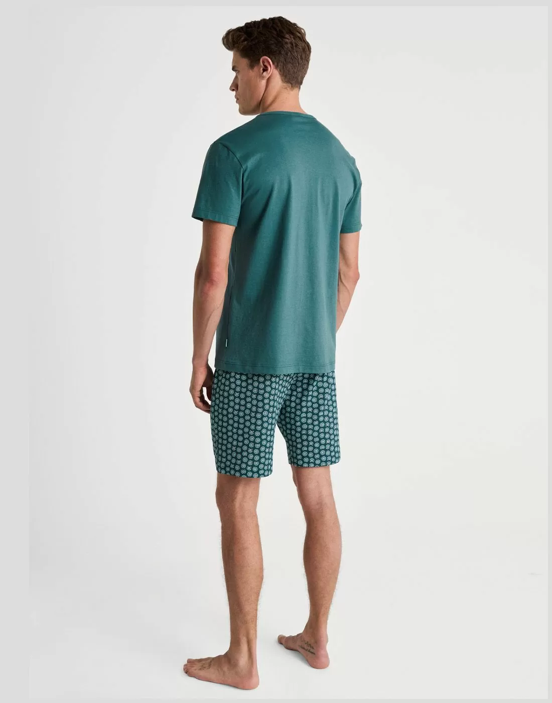 calida herrepysj grønn med shorts og t-skjorte