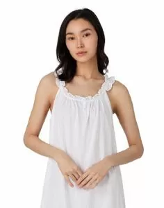 ralph lauren nattkjole hvit med rysjer