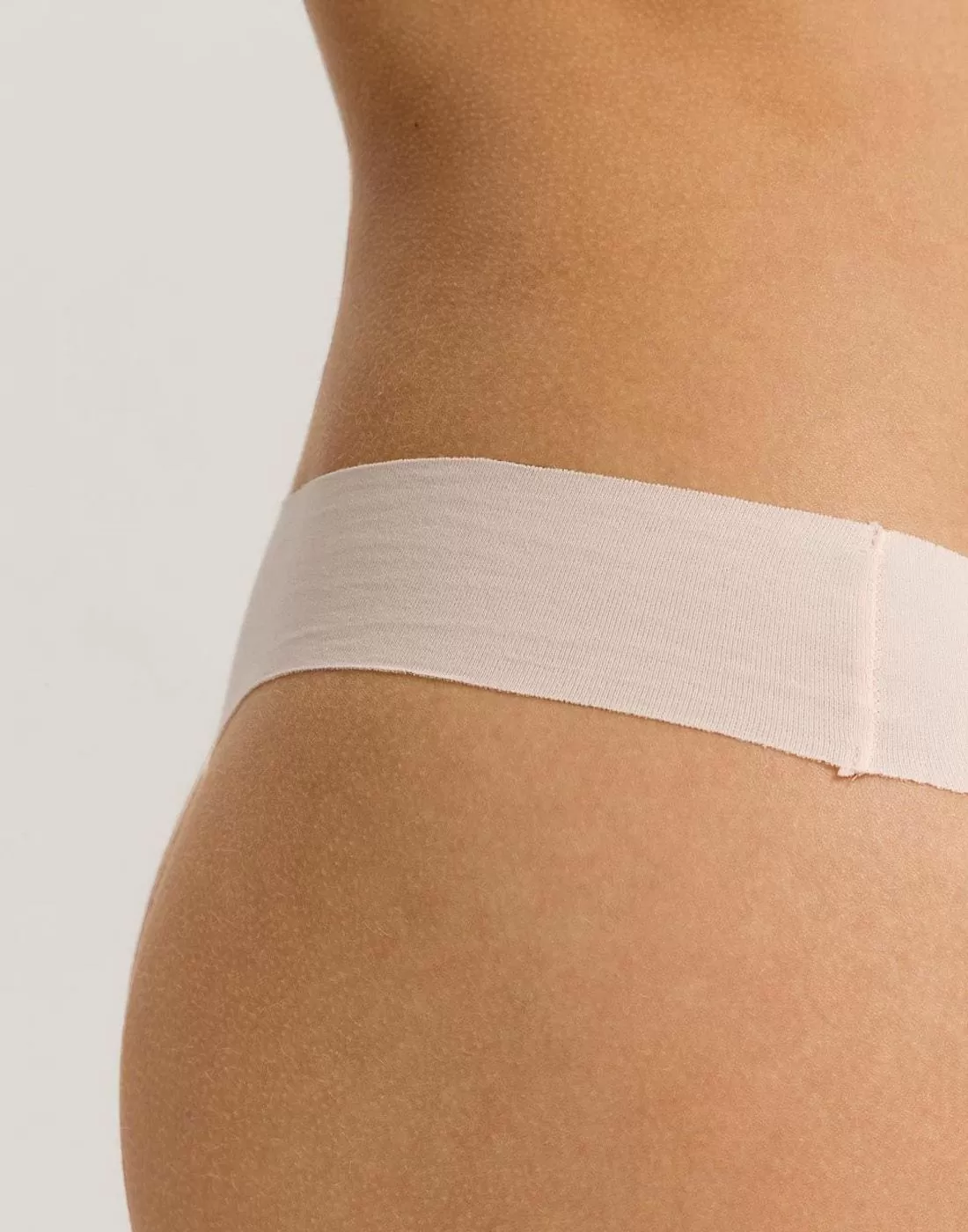 hanro invisible cotton stringtruse powder rosa