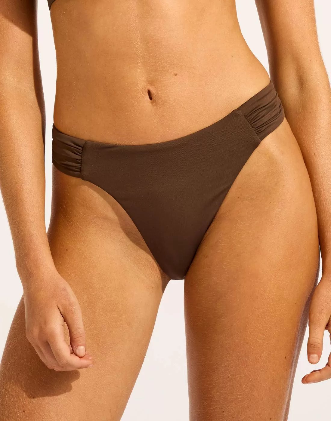 Seafolly collective 40726-942 bikinitruse dark chocolate front Seafolly collective 40726-942 bikinitruse dark chocolate